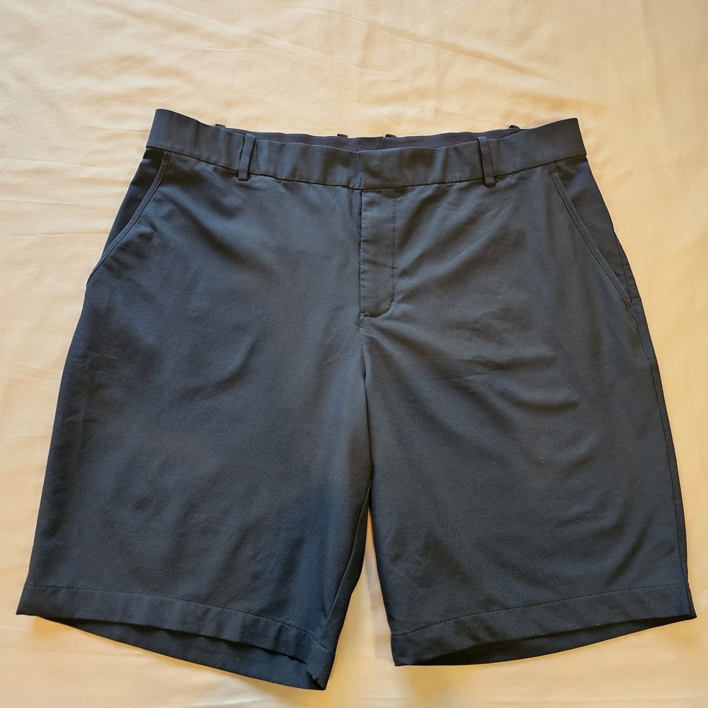 Nike Golf Dri-Fit Black Stretch Lightweight Breathable Shorts Men's‎ Size 38